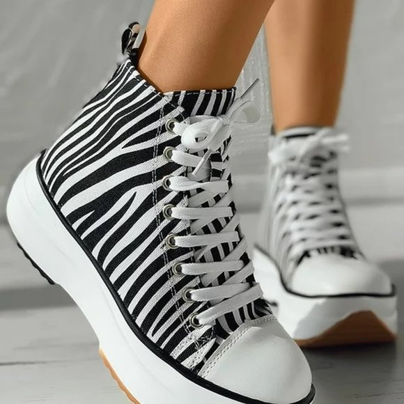 New Bengal Stripes Canvas Shoes - Picture 3 of 4